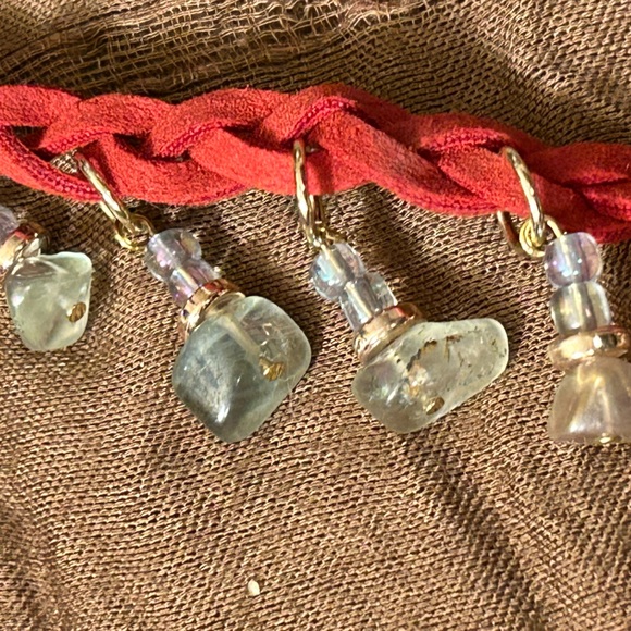 Red Faux Suede Braided Choker Fluorite w/Hamsa charm - Picture 4 of 5